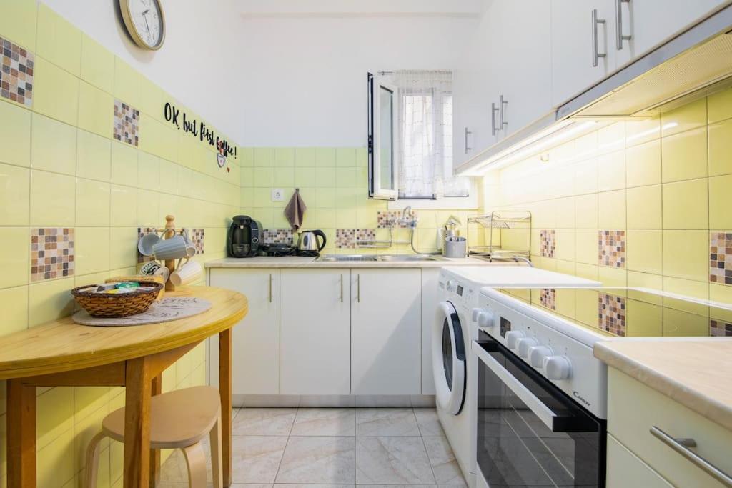 Your Perfect Place 1Min From Kato Patissia Station -100Mbps Athen Exterior foto